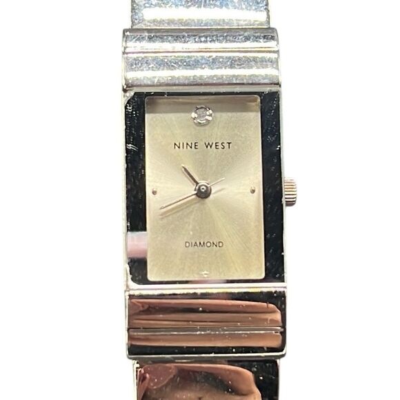 Nine West Anne Klein Woman's Watches Silver Tone Fashion Lot of 3- Not Working - Picture 7 of 15